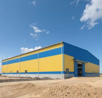 İhracata Yönelik Çelik Yapı Binası Çelik Bileşenli Prefabrik Atölye ve Depo Özelleştirilebilir Düzen Enerji Verimli Korozif Anti-Sismik Ağır Hizmet Üretim Depolaması için İdeal