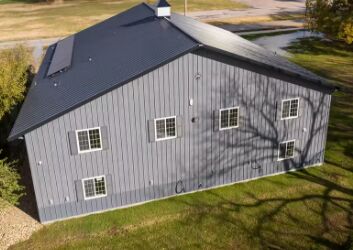 Endüstriyel Prefabrik Depo Çelik Yapı Bina Düşük Maliyet Modern Galvanizli Hızlı Kurulum Metal İnşaat Perfab Atölyeleri ve Tesisleri