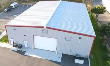 GB Standart Üretici 40 * 45 * 6 Hafif İnşaat Malzemesi Çelik Yapı Bina Depo